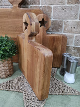 Load image into Gallery viewer, Oak - Solid Wood Star Chopping Boards