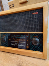 Load image into Gallery viewer, Vintage Murphy Radio repurposed into Bluetooth Speaker