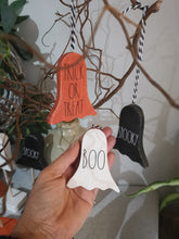 Load image into Gallery viewer, Set of 3 Hanging Ghosts

