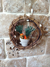 Load image into Gallery viewer, Mini Wreath with pot of mini carrots
