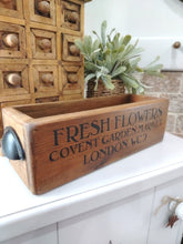 Load image into Gallery viewer, Rustic wooden crate - Fresh Flowers

