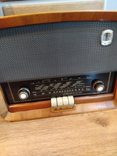 Load image into Gallery viewer, Vintage Radio Bluetooth Speaker
