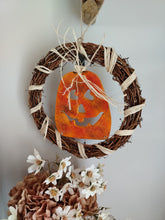 Load image into Gallery viewer, 10" Wreath with wooden pumpkin

