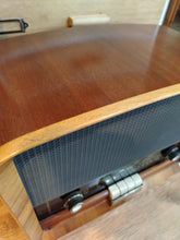 Load image into Gallery viewer, Vintage Radio Bluetooth Speaker
