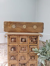 Load image into Gallery viewer, Rustic wooden crate - Gun cartridges
