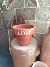 Load image into Gallery viewer, Terracotta pots
