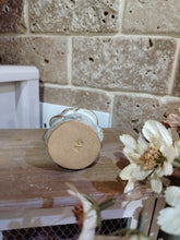 Load image into Gallery viewer, Gorgeous decorative candle holder
