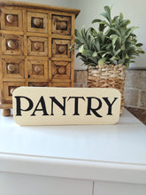 Load image into Gallery viewer, Wooden sign - Pantry

