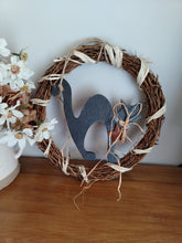 Load image into Gallery viewer, 10" Wreath with wooden Black cat
