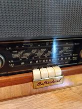 Load image into Gallery viewer, Vintage Radio Bluetooth Speaker
