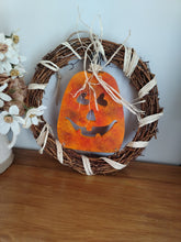 Load image into Gallery viewer, 10" Wreath with wooden pumpkin
