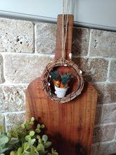 Load image into Gallery viewer, Mini Wreath with pot of mini carrots
