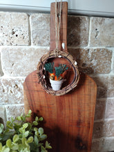 Load image into Gallery viewer, Mini Wreath with pot of mini carrots
