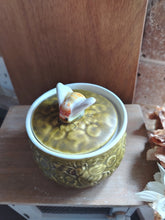 Load image into Gallery viewer, Vintage Bee Honey pot
