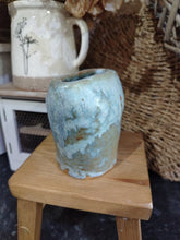 Load image into Gallery viewer, Glazed studio pottery pot
