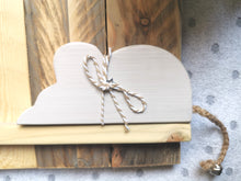 Load image into Gallery viewer, Wooden mouse with bell - Cream
