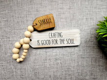 Load image into Gallery viewer, Positivity Quote Wooden Tag with bead garland
