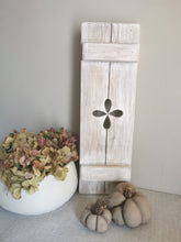 Load image into Gallery viewer, Wooden decorative Shutter panel - Petal
