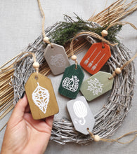 Load image into Gallery viewer, Small Wooden Autumn Tags - White detailing
