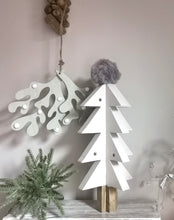Load image into Gallery viewer, Wooden 3d Christmas Tree with metal stars
