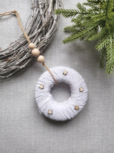 Load image into Gallery viewer, Small Christmas Wreath with wooden stars
