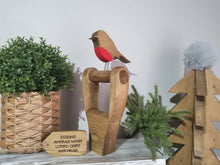 Load image into Gallery viewer, Robin on Handmade Wooden Handle
