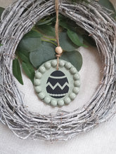 Load image into Gallery viewer, Spring Hanging decoration
