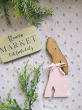 Load image into Gallery viewer, Moon gazing Hare, wooden Spring bunny, Spring Home Interiors
